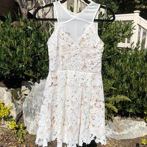 NEW Francesca's White Lace Dress